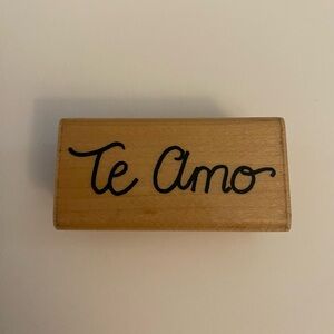JRL Design Wooden 'Te Amo' Rubber Stamp